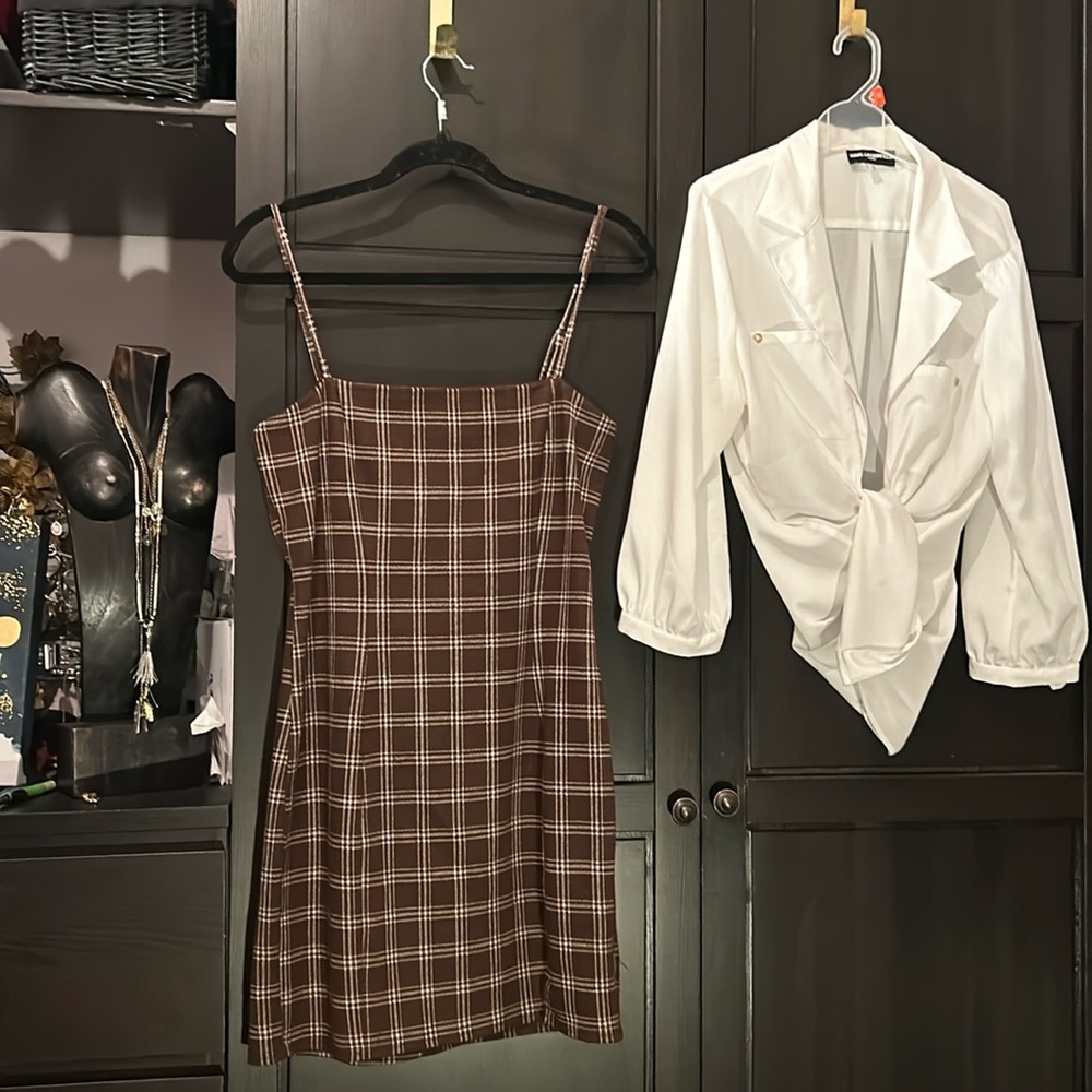 # 118 Forever 21 pinafore dress